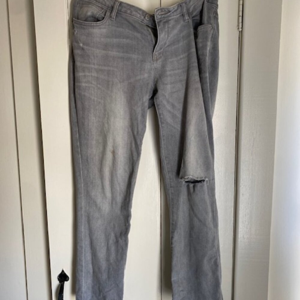 Old Navy Boyfriend Straight Jeans